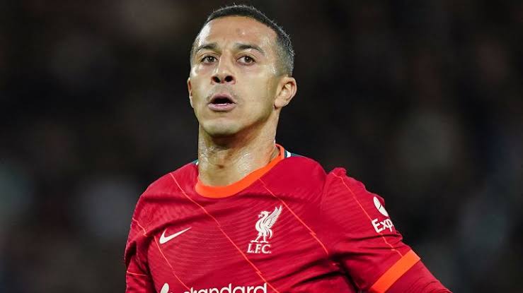 In the midst of a midfield rebuild, Liverpool was advised to think about selling Thiago Alcantara