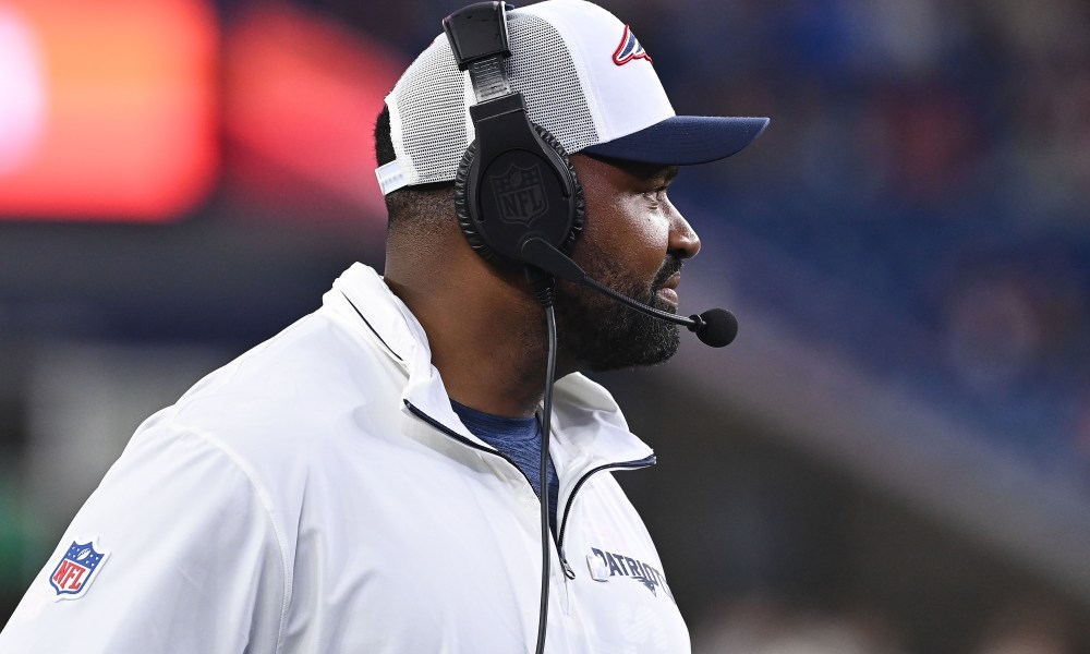 Jerod Mayo wins preseason head coaching debut