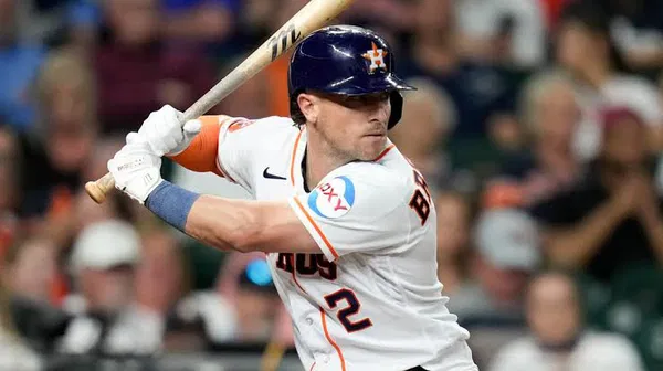 ASTROS’ TOP TARGET REVEALED: Dana Brown Names Superstar as Priority Signing Amid $40M+ Valuation Gap