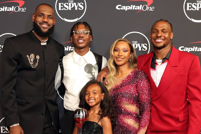 BEHIND THE CURTAIN: Savannah James Reveals Surprising Truth About Her Life with LeBron